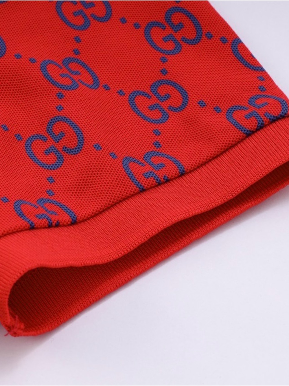 Gucci Red Polo with Navy GG Monogram and Cream Contrast Collar - Picture 4 of 5